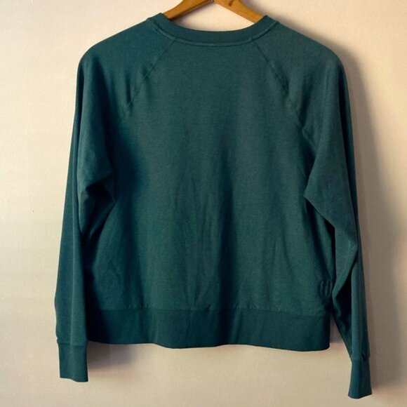 Vuori Long-Sleeve Halo Crew green heather size medium - Picture 4 of 4